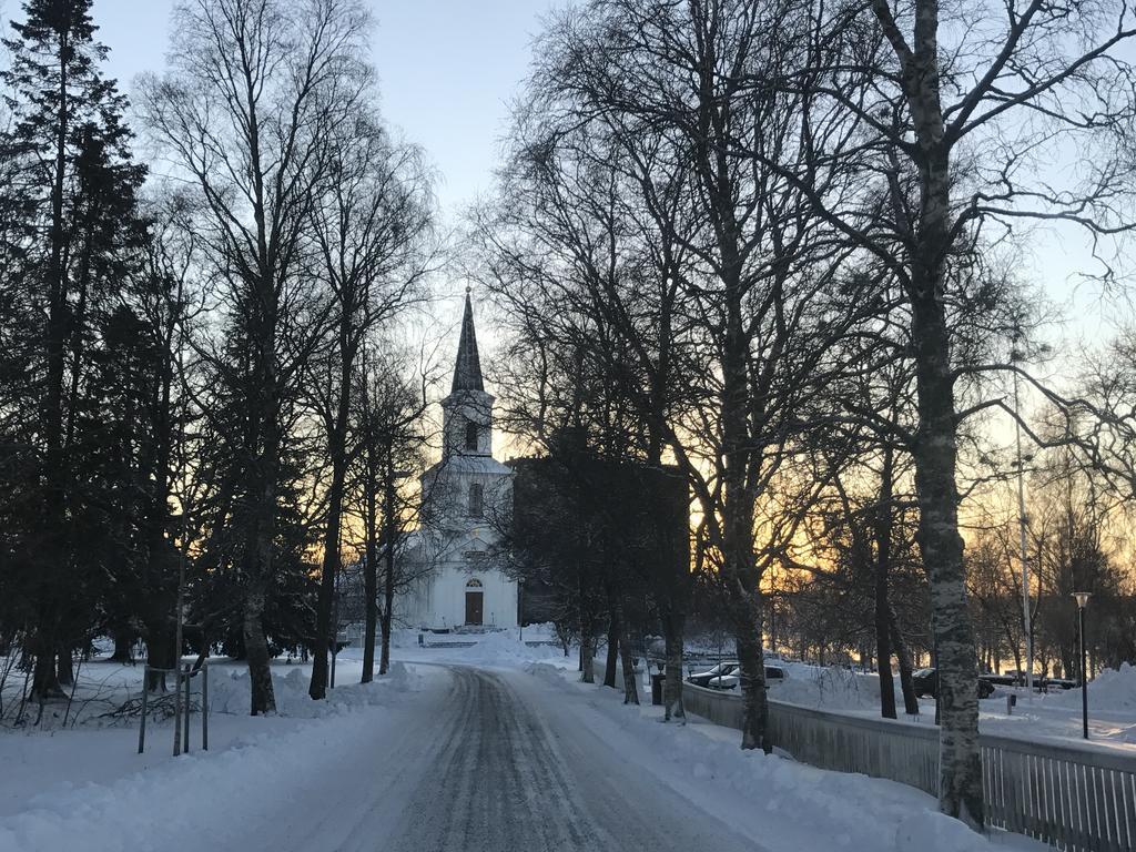 Vaesterbacken Hotell & Konferens Holmsund エクステリア 写真