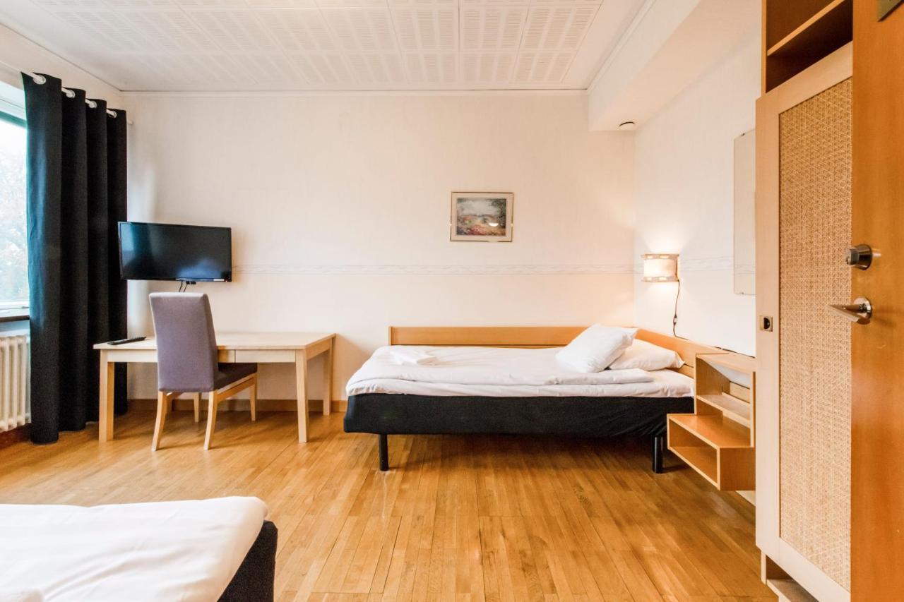 Vaesterbacken Hotell & Konferens Holmsund エクステリア 写真